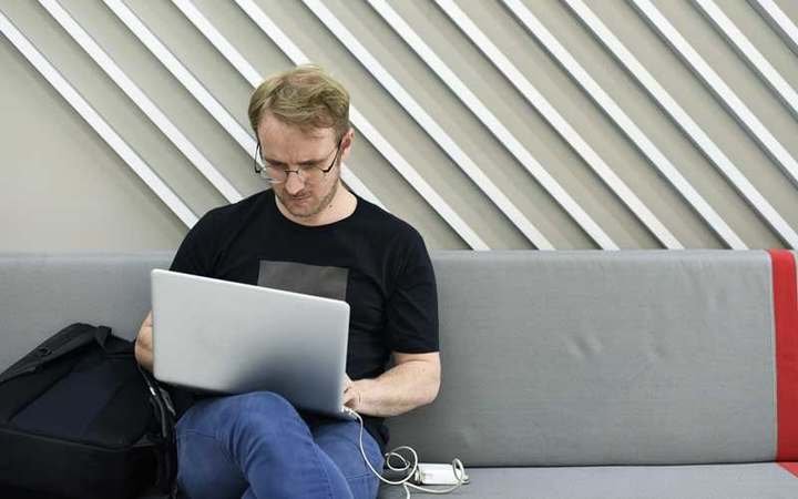 hiperplasia benigna de próstata en jóvenes