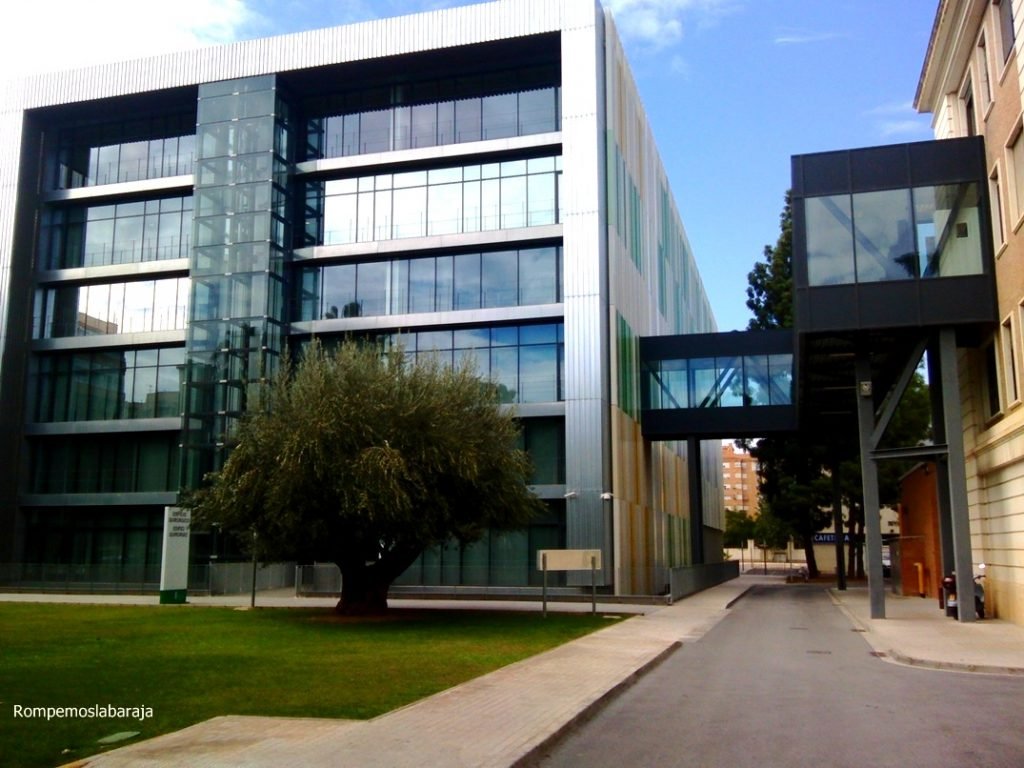 edificio quirurgico HGV