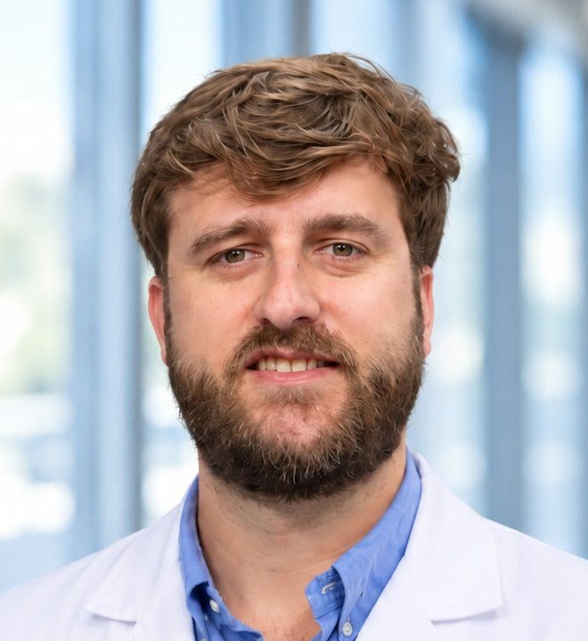 Dr. Eduardo López Pérez, urólogo